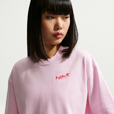 Nike Sportswear Women's Oversized Mod-Cropped T-Shirt. Nike.com